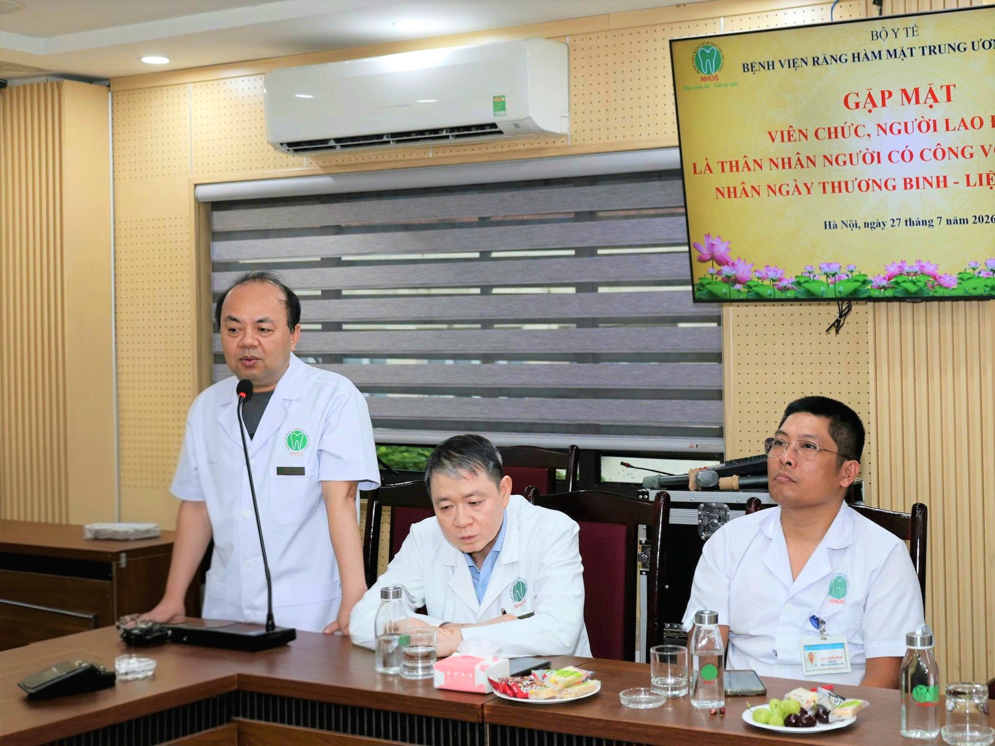 TS. Phạm Thanh Hà, Phó Bí thư Đảng ủy, Phó Giám đốc Bệnh viện phát biểu